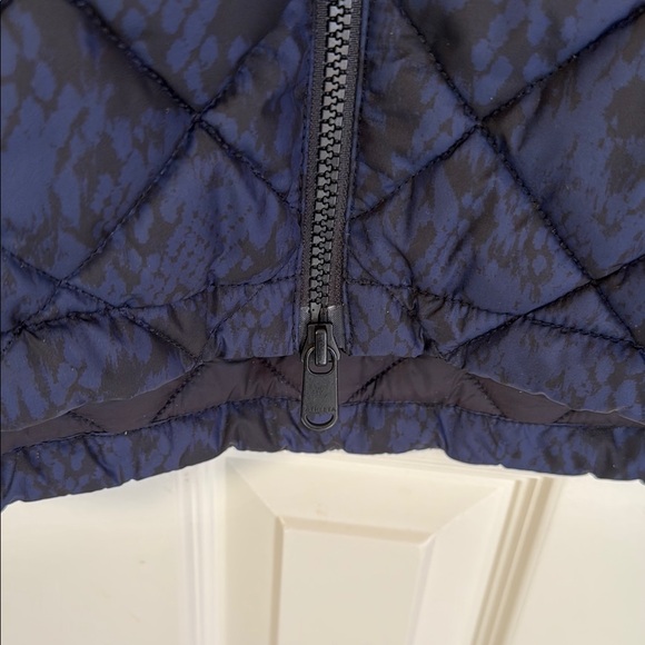 Athleta black & navy quilted puffy vest - Picture 3 of 11